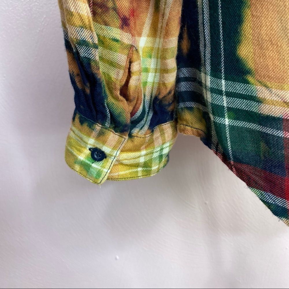 Buttons Bleach Dyed Plaid Flannel Button Front Shirt Peach Small - Picture 4 of 10